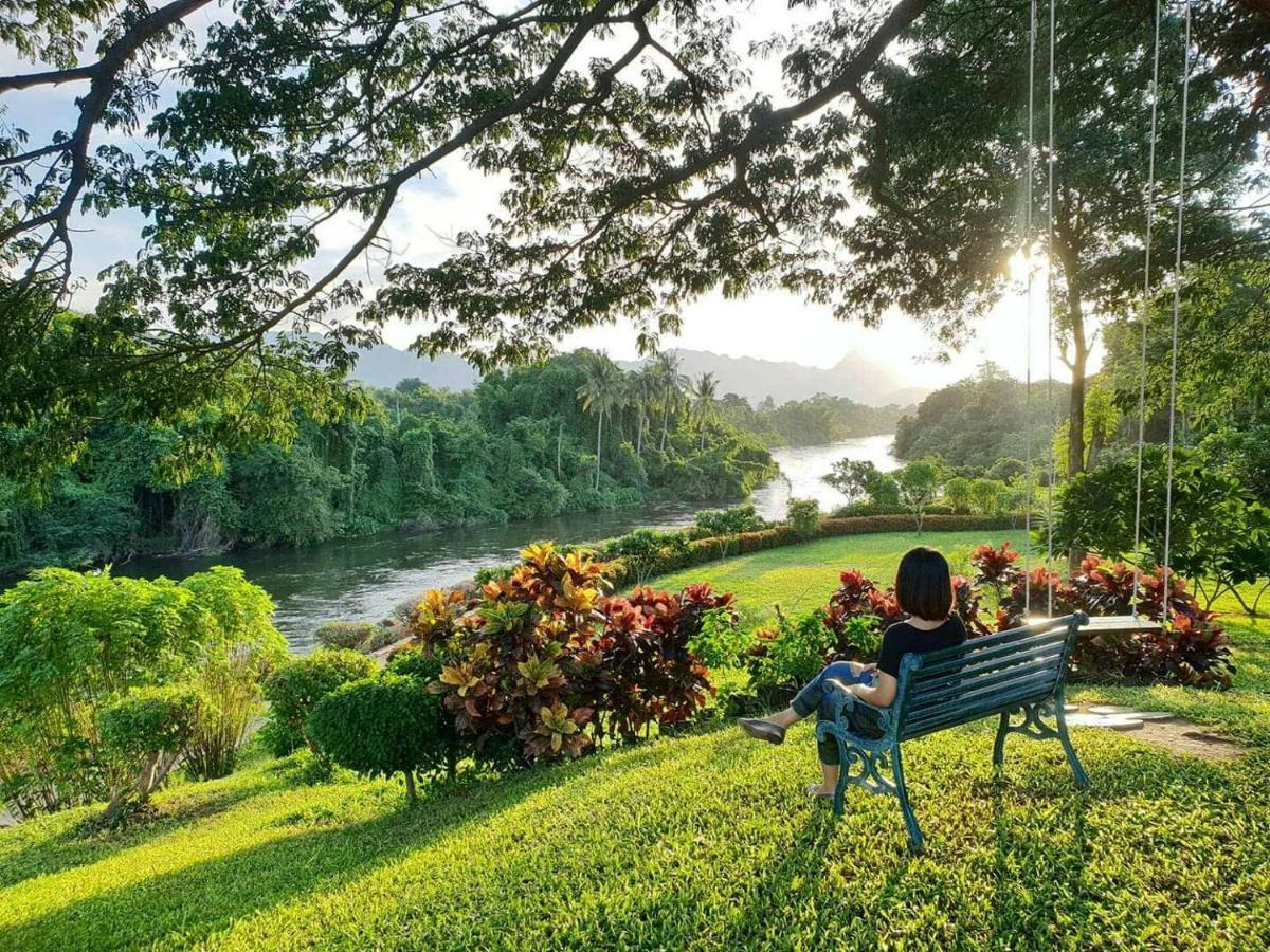 Aekpailin River Kwai Resort Kanchanaburi City Exterior photo