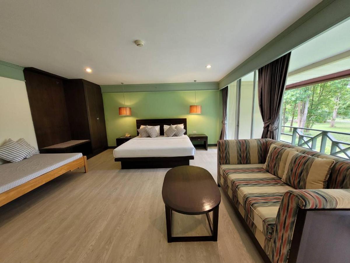 Aekpailin River Kwai Resort Kanchanaburi City Exterior photo